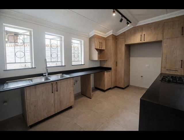 3 BEDROOM PROPERTY TO RENT IN BROOKLYN